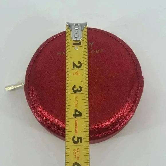New Marc Jacobs Daisy Sparkling Glitter Red Makeup/Cosmetic Pouch Holiday Xmas - Picture 7 of 9